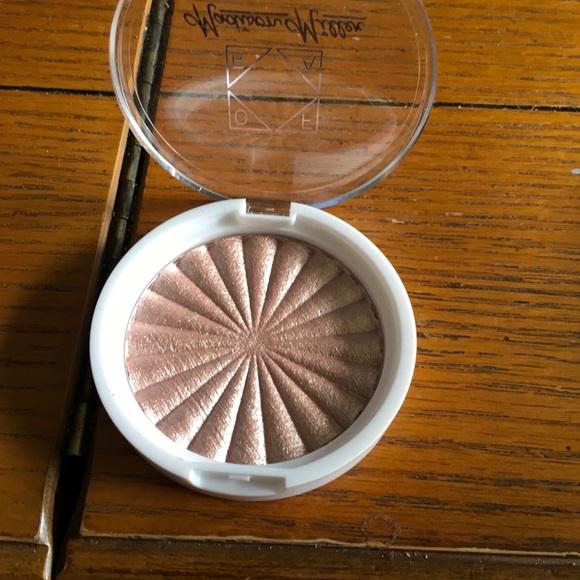 Madison Miller - Picture 2 of 2